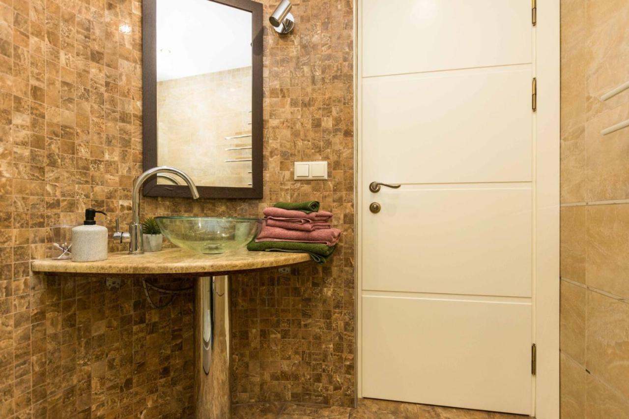 Wonderful Penthouse In Centr Of Chisinau Apartment Екстериор снимка